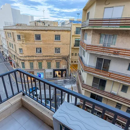 Lejlighed 1br Gem, Prime Location & Balcony Views By 360 Estates Sliema