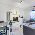 1br Gem, Prime Location & Balcony Views By 360 Estates Apartmán Sliema