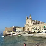 Apartmán 1br Gem, Prime Location & Balcony Views By 360 Estates Sliema