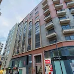 1br Gem, Prime Location & Balcony Views By 360 Estates