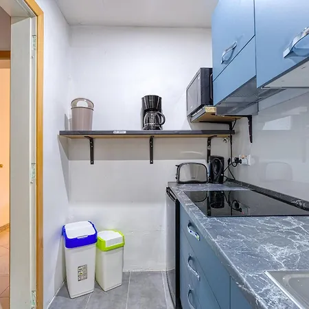 1br Gem, Prime Location & Balcony Views By 360 Estates Σλιέμα