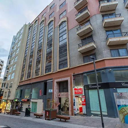 Apartamento 1br Gem, Prime Location & Balcony Views By 360 Estates *